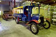 antiqueA truck transport photo