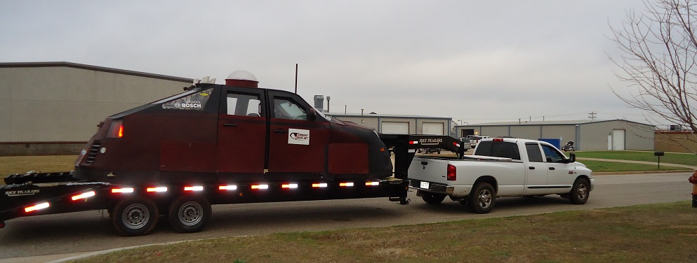 dominator 61 truck transport photo